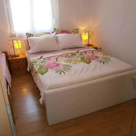 Apartmán In 53803 Vodice